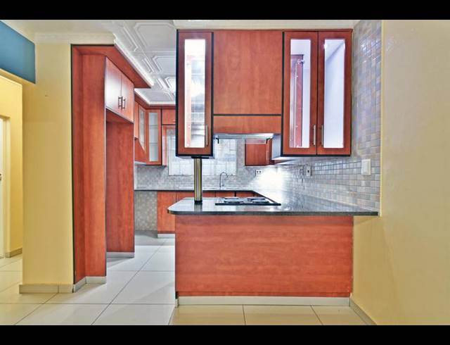1 BEDROOM APARTMENT FOR SALE IN NEW REDRUTH